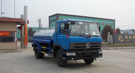 東風(fēng)灑水車圖片