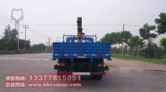 5噸隨車(chē)起重運(yùn)輸車(chē)圖片