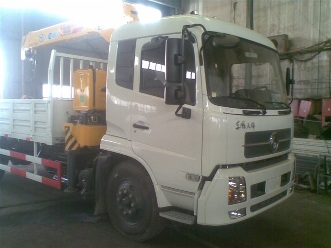 天錦隨車(chē)由圖片