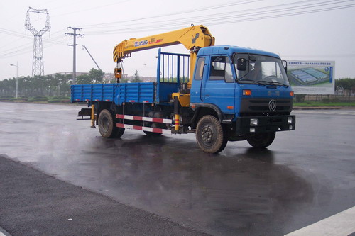 8噸隨車吊圖片