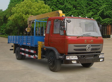 8噸隨車吊圖片