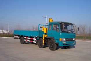 解放6.3噸隨車吊圖片