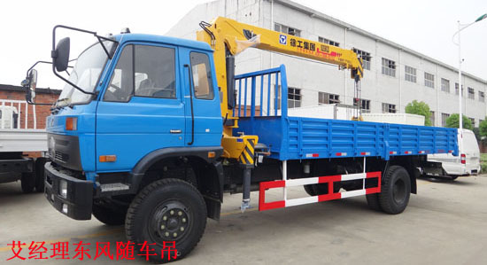 6.3噸隨車吊圖片
