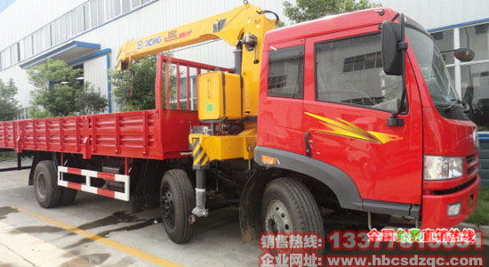 隨車吊圖片