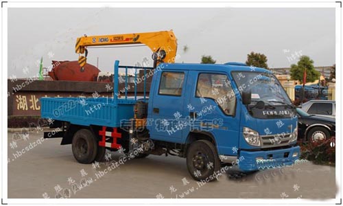 雙排隨車吊