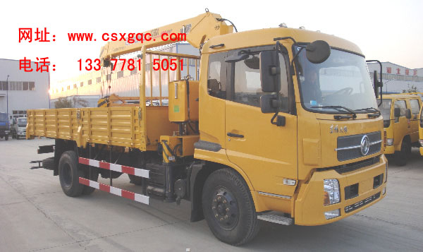東風(fēng)天錦隨車起重運(yùn)輸車