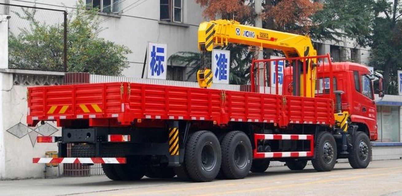 十通牌國四隨車吊
