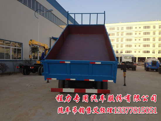 東風(fēng)勁卡隨車吊4噸國四勁卡隨車起重運(yùn)輸車