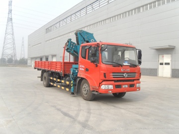 東風(fēng)多利卡石煤隨車(chē)吊